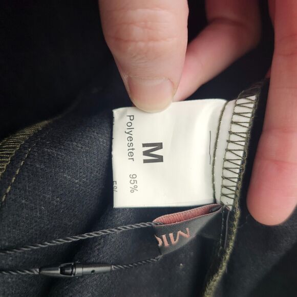 MICAS Women's Faux Leather Green Crossover Belt Mini Skirt Medium - Picture 6 of 9